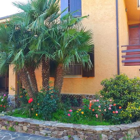 Nuraghe Bianco Bed & Breakfast Santa Maria la Palma Bagian luar foto